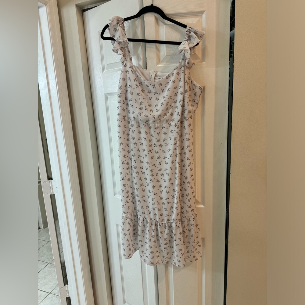 FUN FLORAL DRESS MIDI